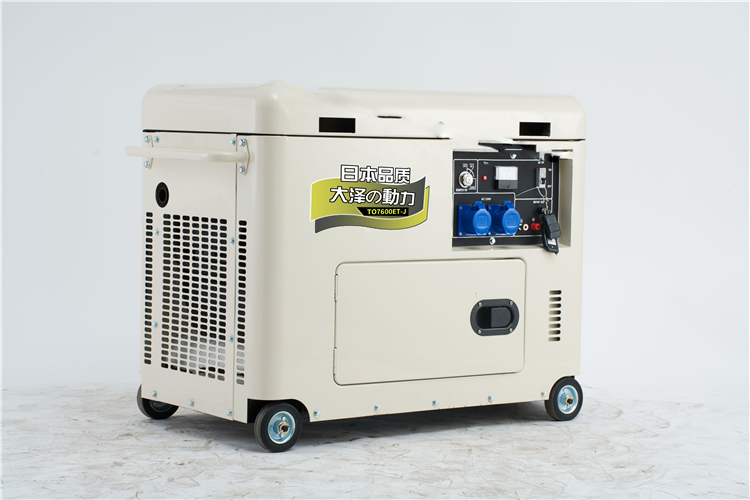大澤動力發(fā)電機8kw柴油發(fā)電機有電源開關(guān)嗎
